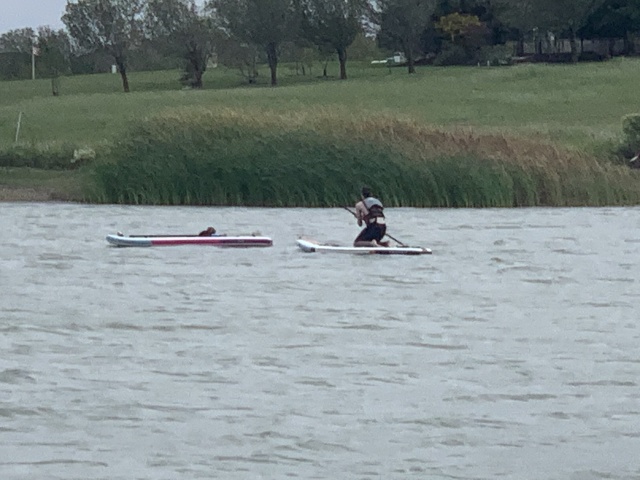 2020/09(September)/SUP-Lookout-HOA-lake/640x480_2020-09-27-SUP-Lookout-HOA-07-Suzi-Chance.JPG