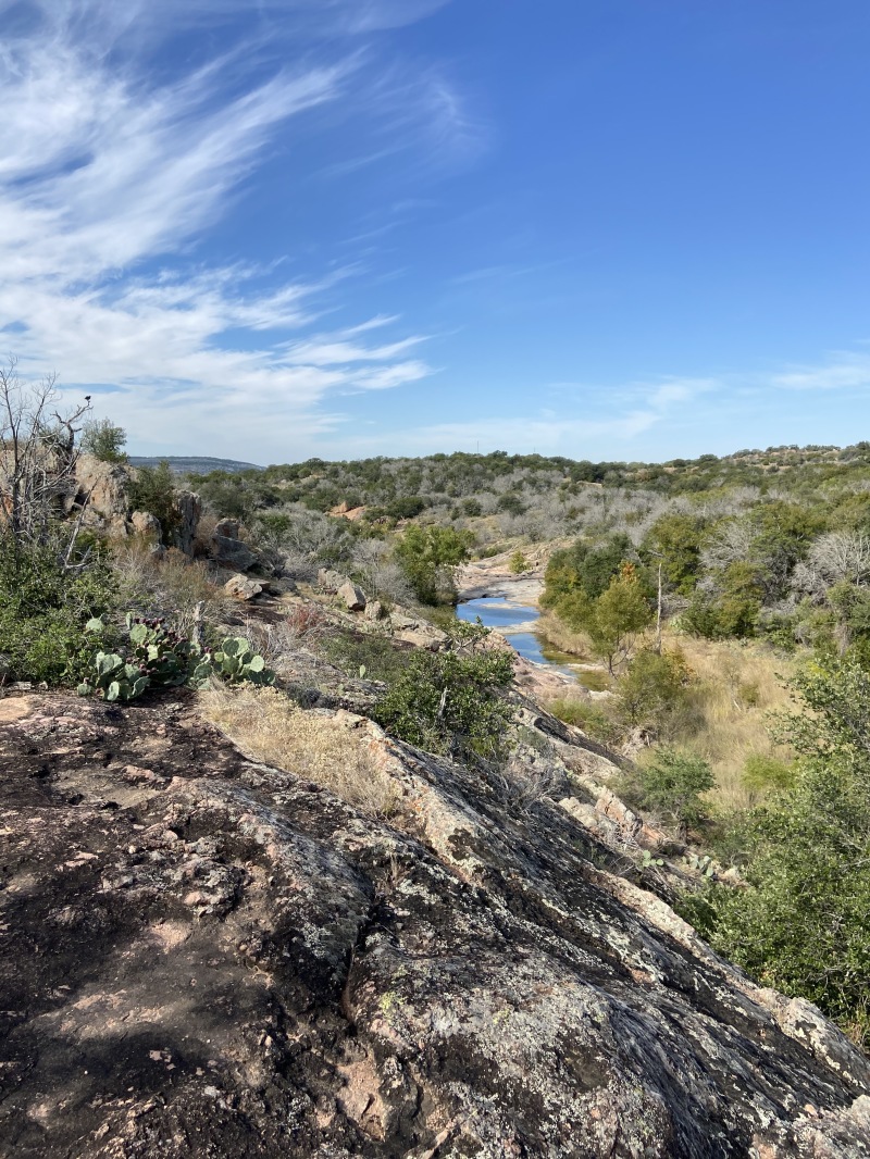 2020/10(October)/Camping-Inks-Lake-Crew8787/800x600_2020-11-01-Inks-Lake-Camping-Crew8787-05.JPG