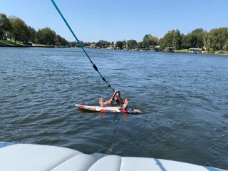 2020-10-18-Inks-Lake-Suzi-Surfing-02.png