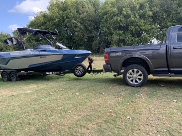 2020-10-18-Inks-Lake-with-Busbys-01-truck-boat.JPG