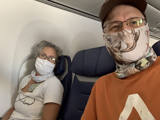 2020/10(October)/Lummi-Island-Kris-Bill-Sager-Washington-State/640x480_2020-10-09-Lummi-Island-WA-02-plane-Suzi-Travis.JPG