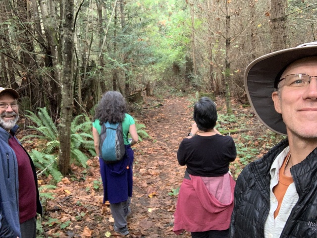 2020/10(October)/Lummi-Island-Kris-Bill-Sager-Washington-State/640x480_2020-10-10-Lummi-Island-WA-10-Bill-Suzi-Kris-Travis.JPG