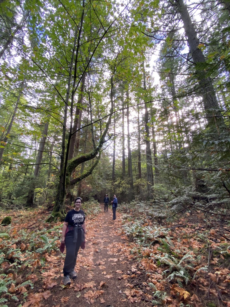 2020/10(October)/Lummi-Island-Kris-Bill-Sager-Washington-State/800x600_2020-10-10-Lummi-Island-WA-13-Kris-Travis-Bill.JPG