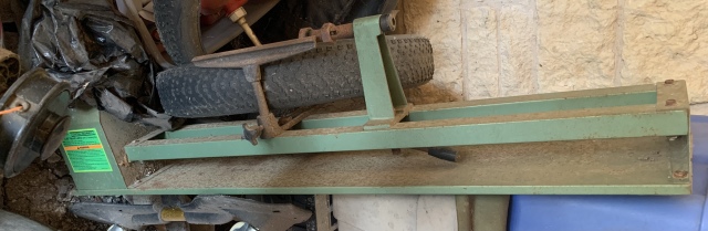 2020-10-21-Wood-Lathe-in-shed-3.JPG