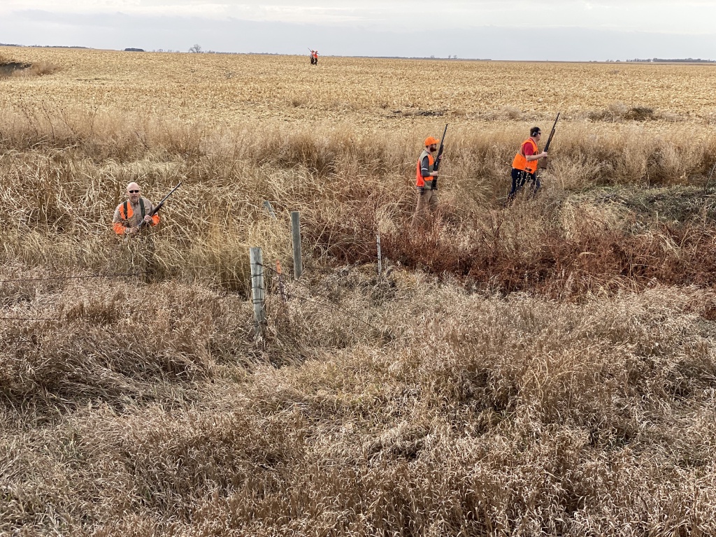 2020/11(November)/Hunting-South-Dakota/1024x768_2020-11-08-SD-Hunting-09-Dan-Scott-sons-in-law.JPG