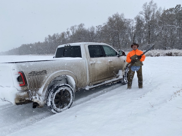 2020/11(November)/Hunting-South-Dakota/640x480_2020-11-10-SD-Hunting-06-snow-Mike-Truck.JPG