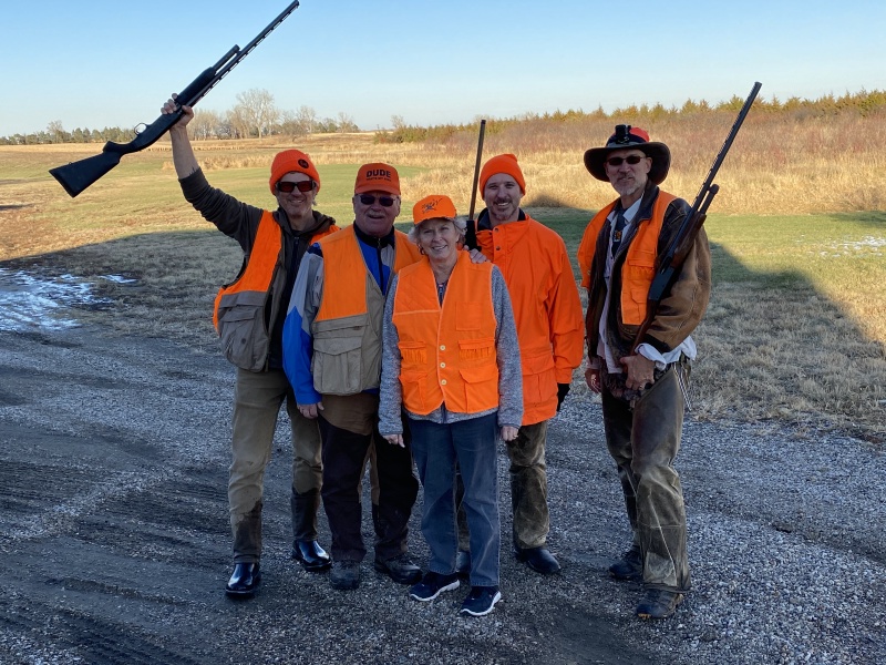 2020/11(November)/Hunting-South-Dakota/800x600_2020-11-13-SD-Hunting-05-Justin-Jim-Janeen-Josh-Travis.JPG