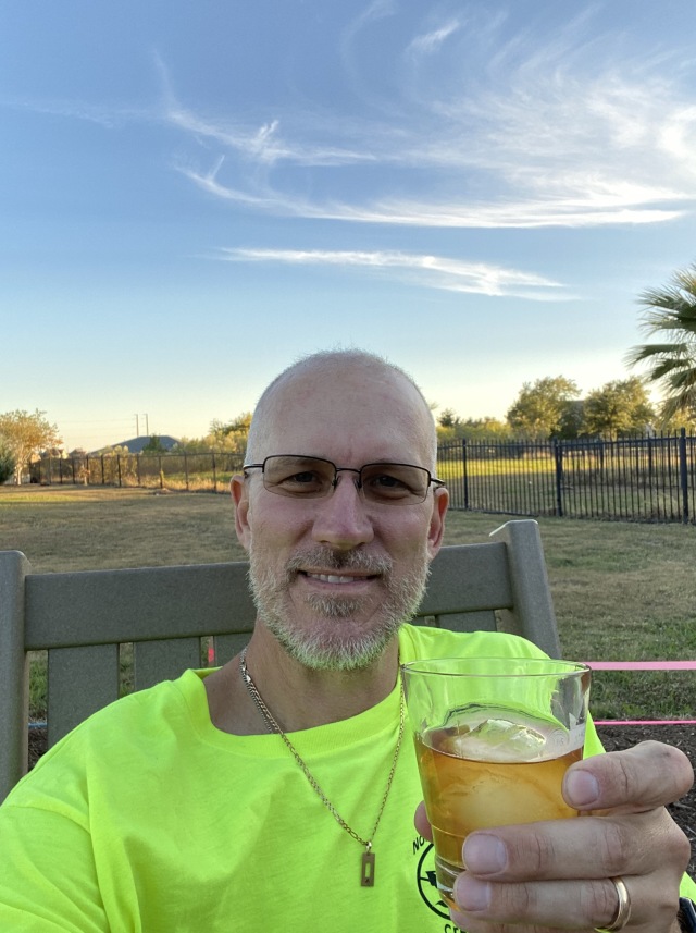 2020/11(November)/Misc/2020-11-01-Travis-whiskey-backyard.JPG