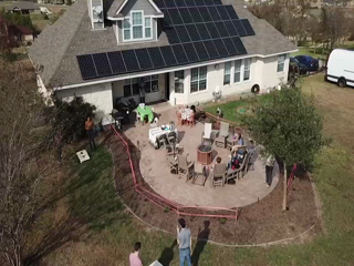 2020-11-25-Thanksgiving-05-Drone-Social-Distance.png