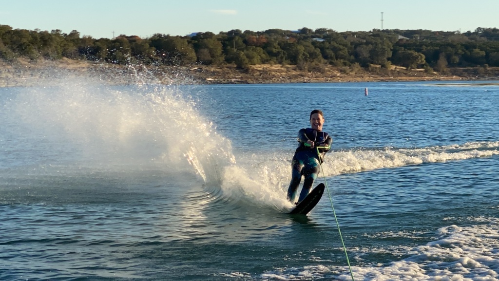 2020/12(December)/Canyon-Lake-Camping-Terhunes/1024x768_2020-12-19-Canyon-Lake-Camping-35-BillTerhune-skiing.JPG