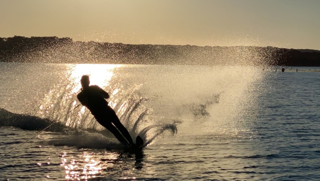 2020-12-19-Canyon-Lake-Camping-36-BillTerhune-skiing.JPG