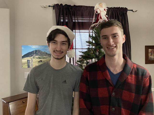 2020/12(December)/Christmas/640x480_2020-11-28-Christmas-Card-Picture-16-Dax-Chance.JPG