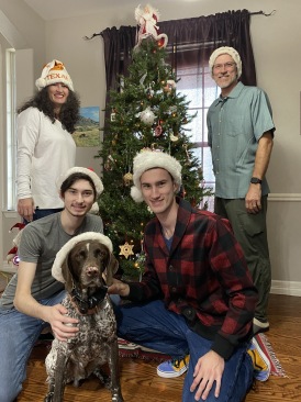 2020-11-28-Christmas-Card-Picture-04-Suzi-Dax-Blaze-Chance-Travis.JPG