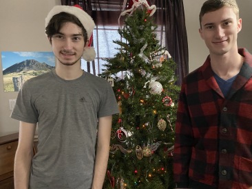 2020-11-28-Christmas-Card-Picture-15-Dax-Chance.JPG