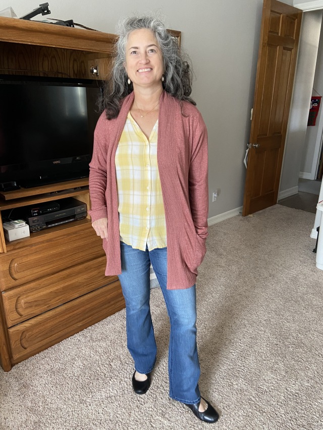 2020/12(December)/Misc/640x480_2020-12-12-Suzi-Stitch-Fix-2.JPG