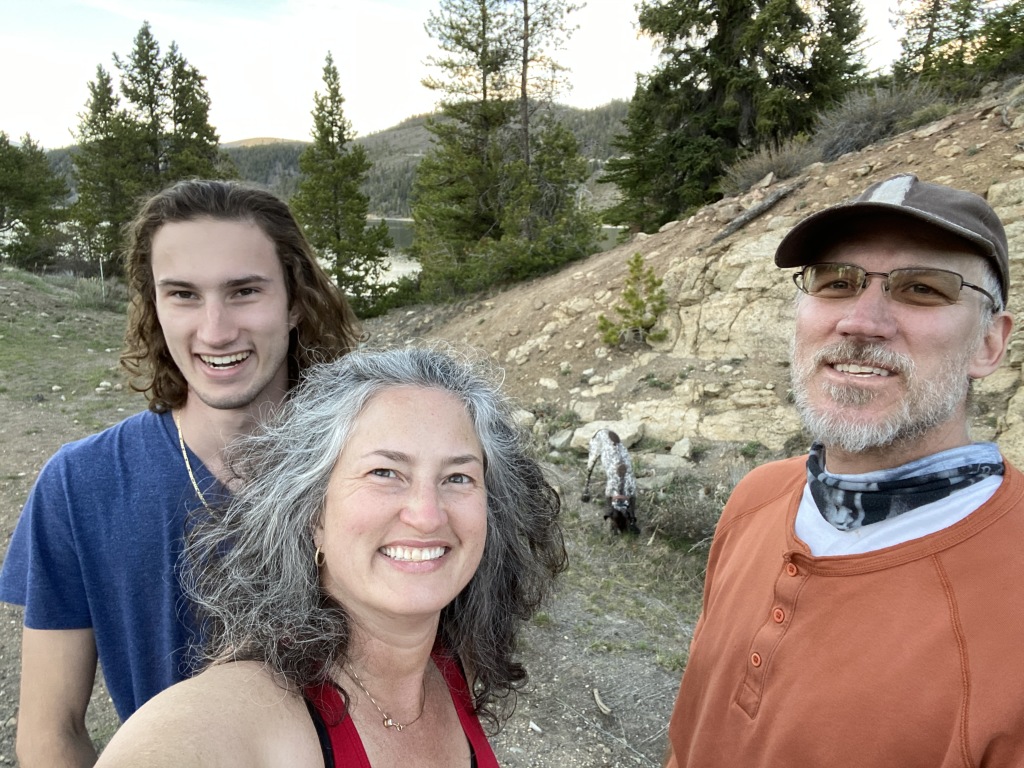 2020/BEST-OF/1024x768_2020-05-18-Colorado-09-Chance-Suzi-Travis-GOOD.JPG