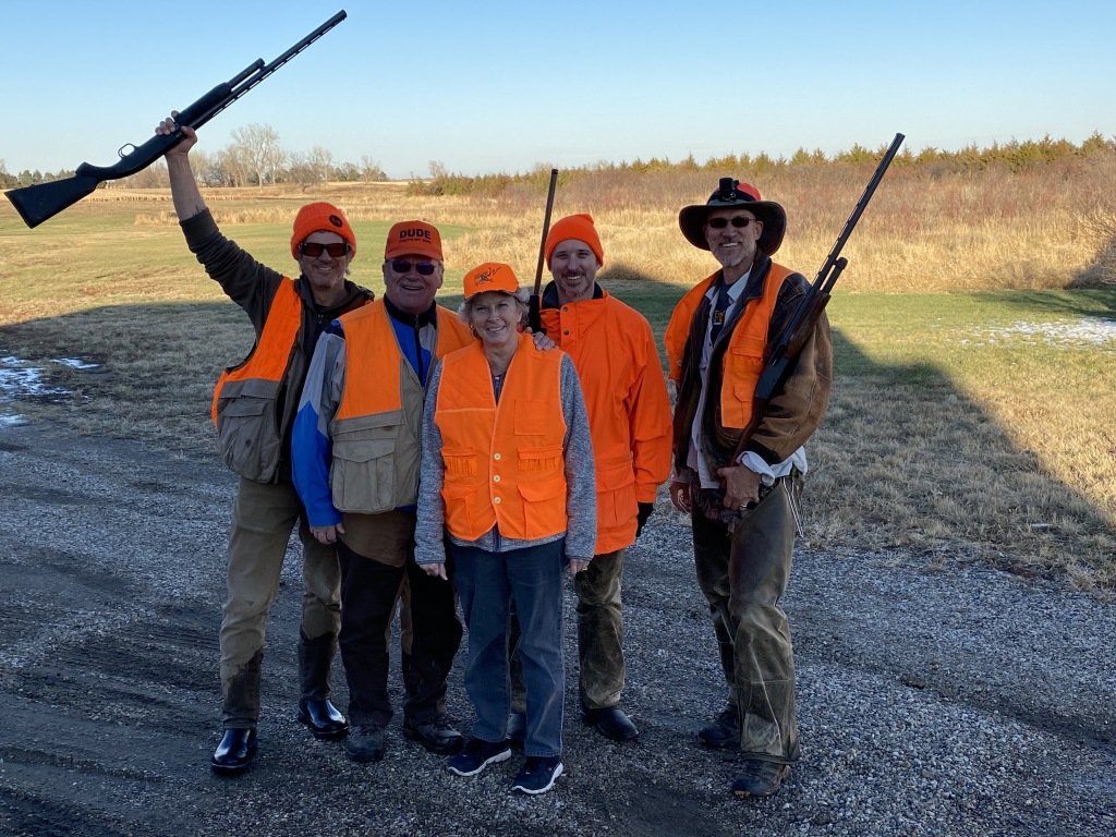 2020/BEST-OF/1024x768_2020-11-13-SD-Hunting-03-Justin-Jim-Janeen-Josh-Travis-GOOD.JPG