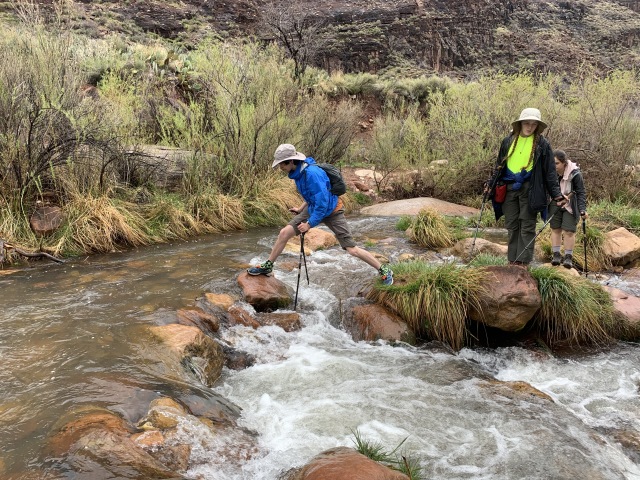 2020-03-19-Grand-Canyon-Crew8787-016-crossing-stream-to-ribbon-falls-Dax-Izzy-Addison-GOOD.JPG