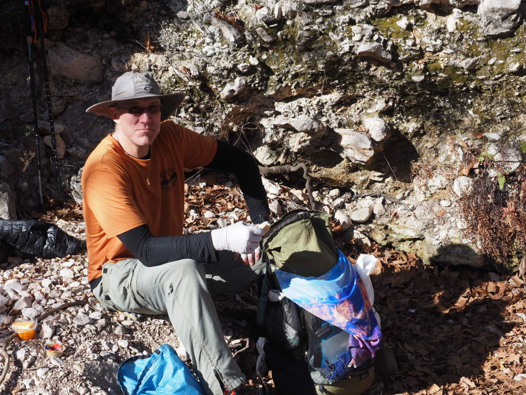 2021/01(January)/Lost-Maples-Camping-Crew8787/1024x768_2021-01-17-Lost-Maples-Camping-Crew-8787-07-Travis.JPG