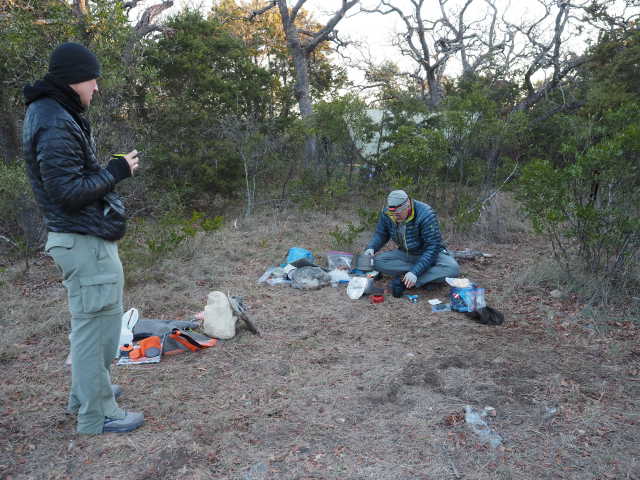 2021/01(January)/Lost-Maples-Camping-Crew8787/640x480_2021-01-17-Lost-Maples-Camping-Crew-8787-01-Travis-Carl.JPG