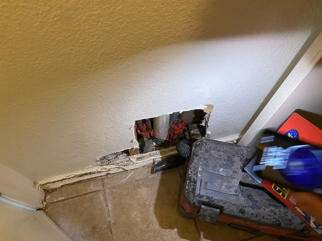 2021-01-30-Disraeli-Rental-water-leak-03.JPG