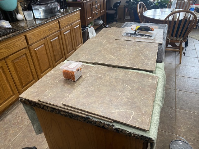 2021/02(February)/Kitchen-Tile-Replacement/640x480_2021-02-26-Kitchen-Tile-Replacment-2.JPG