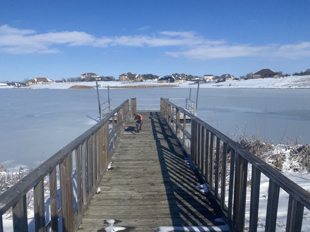 2021/02(February)/Snow-Storm-2-Texas/1024x768_2021-02-15-Texas-Ice-Storm-34-Pond-Frozen.JPG