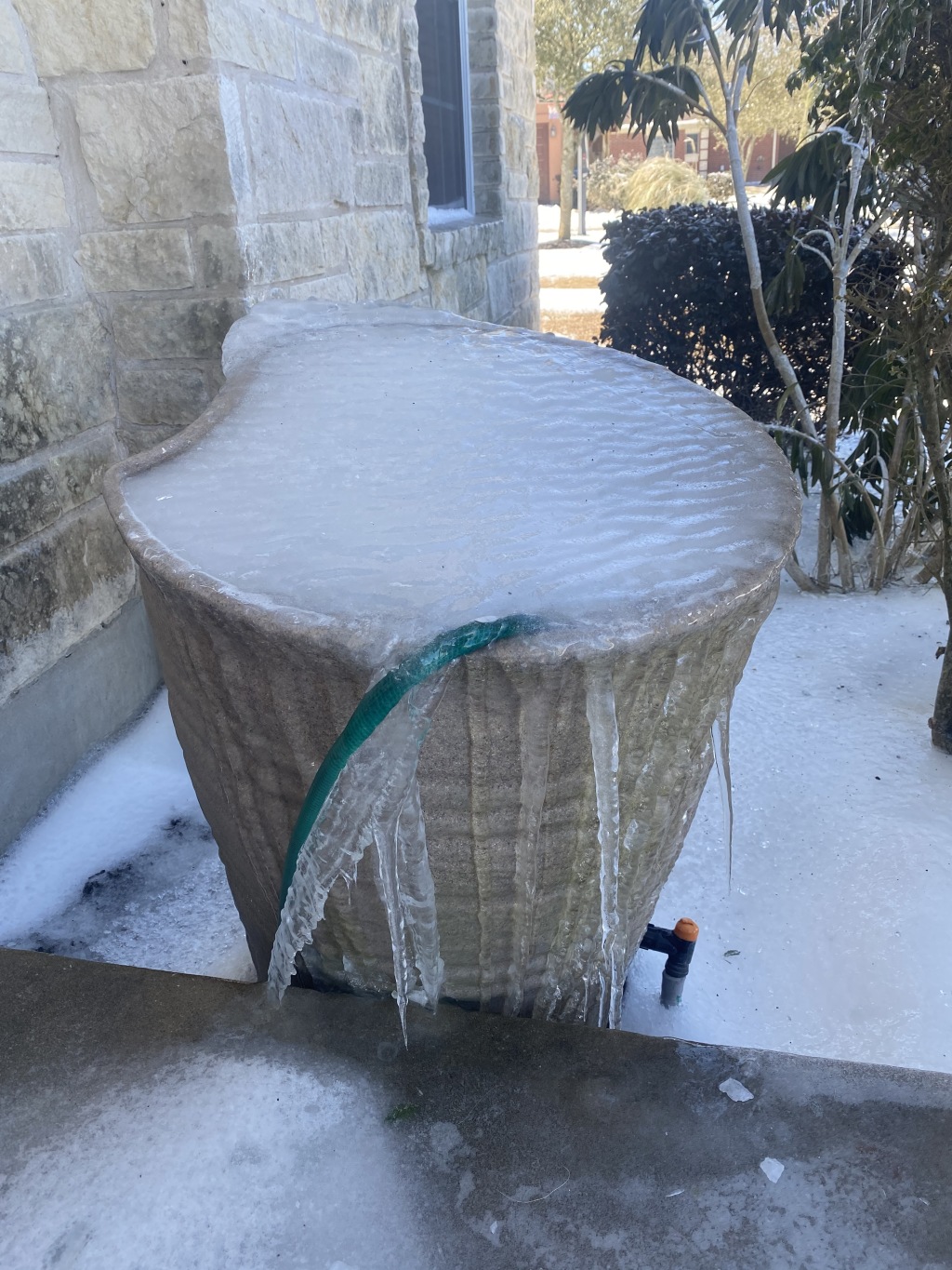 2021-02-19-Texas-Ice-Storm-04-frozen-water-barrel.JPG