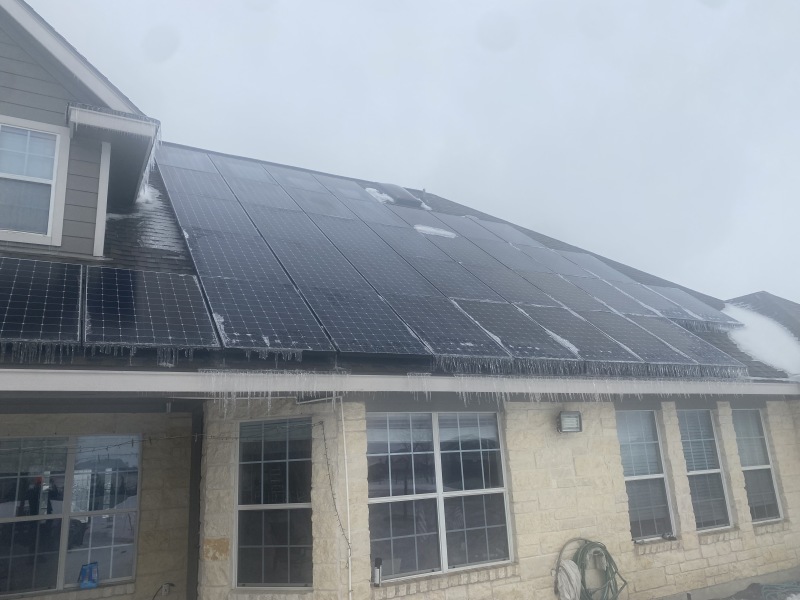 2021/02(February)/Snow-Storm-2-Texas/800x600_2021-02-18-Texas-Ice-Storm-17.JPG