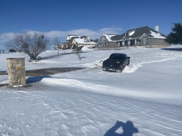 2021-02-15-Texas-Ice-Storm-01-stuck-car.JPG