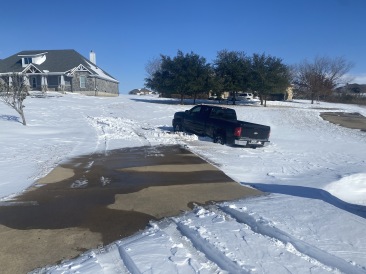 2021-02-15-Texas-Ice-Storm-02-stuck-car.JPG