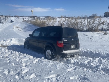 2021-02-15-Texas-Ice-Storm-41-Car-Stuck.JPG