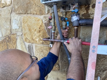 2021-02-19-Texas-Ice-Storm-09-Juan-frozen-water-heater.JPG