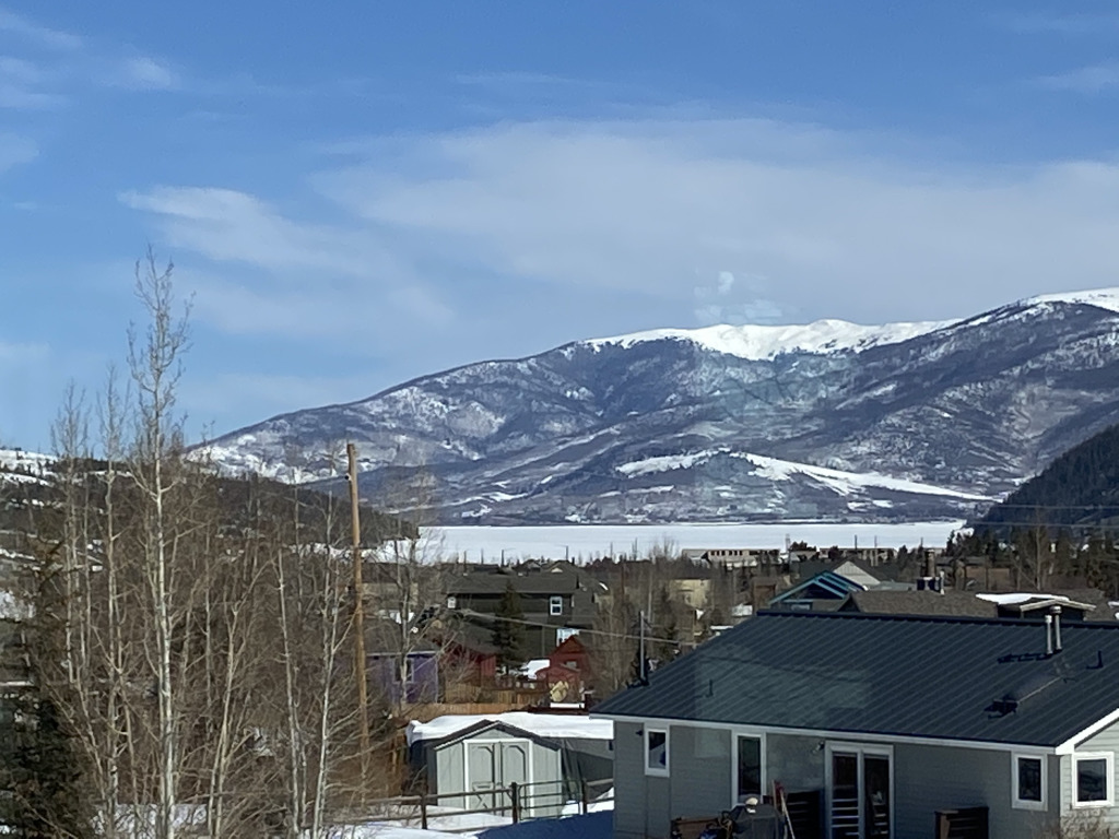 2021/03(March)/Colorado-Skiing-Maddox/1024x768_2021-03-28-Breckenridge-03.jpg