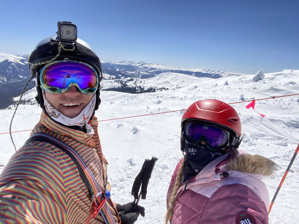2021/03(March)/Colorado-Skiing-Maddox/1024x768_2021-04-01-Loveland-Skiing-14-Travis-McKenzie.JPG