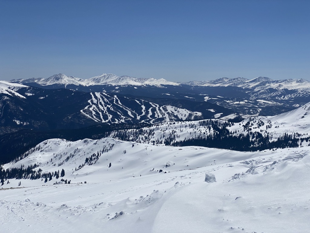 2021/03(March)/Colorado-Skiing-Maddox/1024x768_2021-04-01-Loveland-Skiing-16.JPG