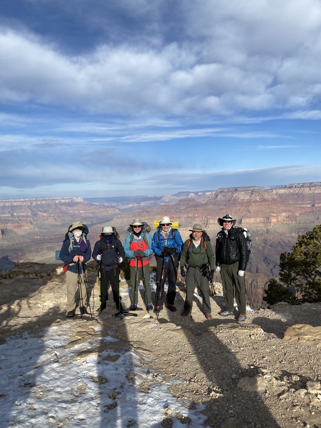 2021/03(March)/Grand-Canyon-Crew-8787/1024x768_2021-03-15-Grand-Canyon-13-Truman-Rusty-Guy-Carl-MarkDonnell-Travis.JPG