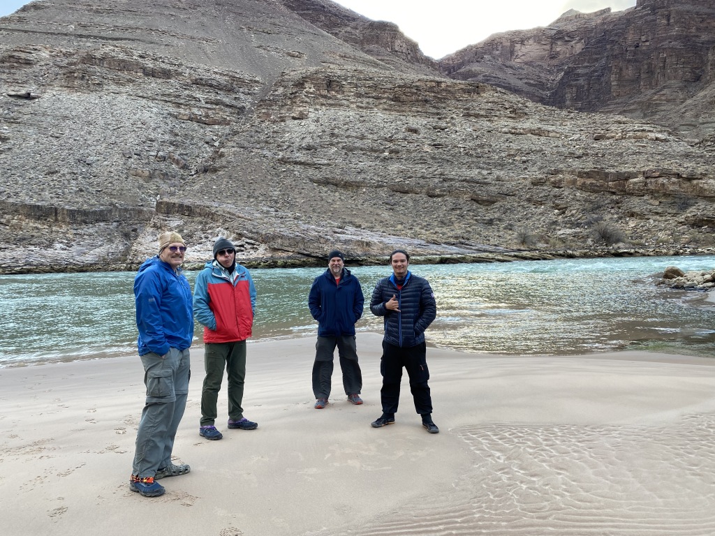 2021/03(March)/Grand-Canyon-Crew-8787/1024x768_2021-03-16-Grand-Canyon-46-Carl-Guy-MarkDonnell-Rusty.JPG