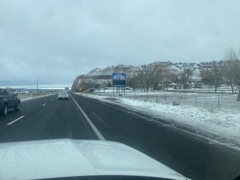 2021/03(March)/Grand-Canyon-Crew-8787/800x600_2021-03-14-Grand-Canyon-04-Snow-in-Arizona.JPG