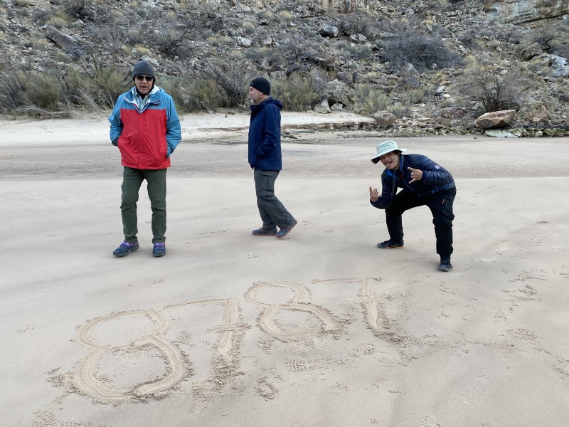 2021/03(March)/Grand-Canyon-Crew-8787/800x600_2021-03-16-Grand-Canyon-51-Guy-MarkDonnell-Rusty.JPG