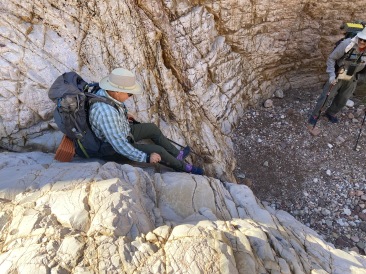 2021-03-17-Grand-Canyon-16-Guy-but-slide.JPG