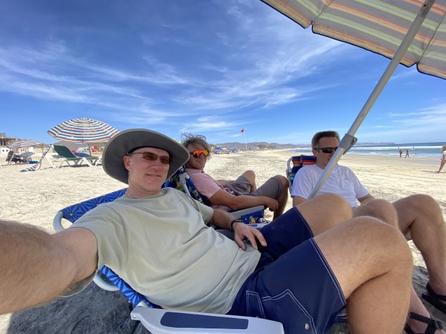 2021/04(April)/Los-Cubos/640x480_2021-04-09-Los-Cabos-Cubos-MX-11-Justin-Josh-Travis.JPG