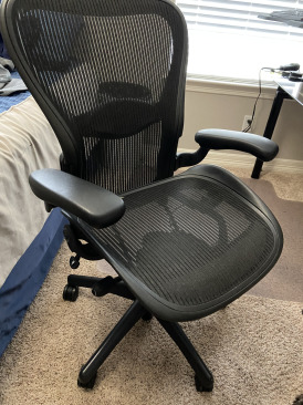 2021-04-19-Herman-Miller-Chair-issues-Suzi-3.jpg