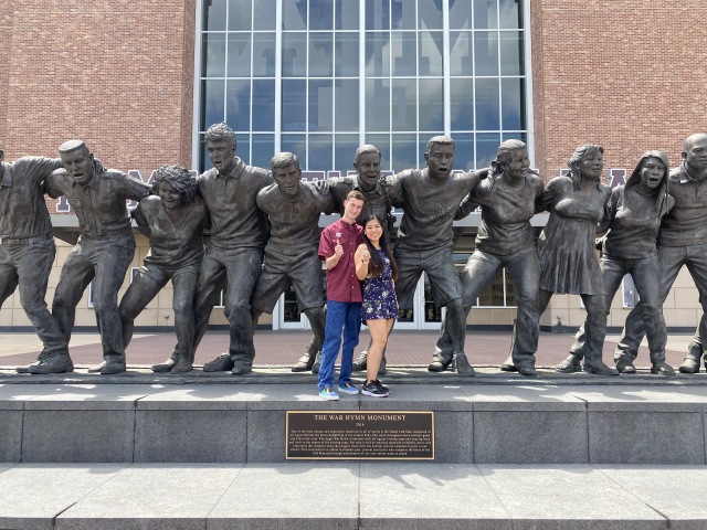 2021/04(April)/TAMU-Ring-Day/640x480_2021-04-08-TAMU-Ring-Day-22-Chance-Cynthia.JPG