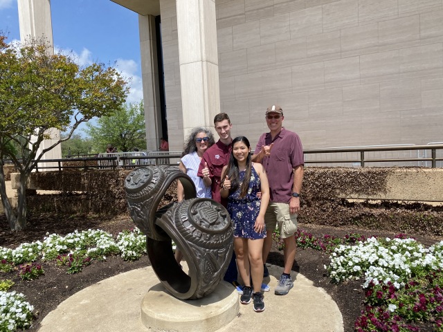 2021/04(April)/TAMU-Ring-Day/640x480_2021-04-08-TAMU-Ring-Day-53-Chance-Cynthia-Suzi-Travis.JPG