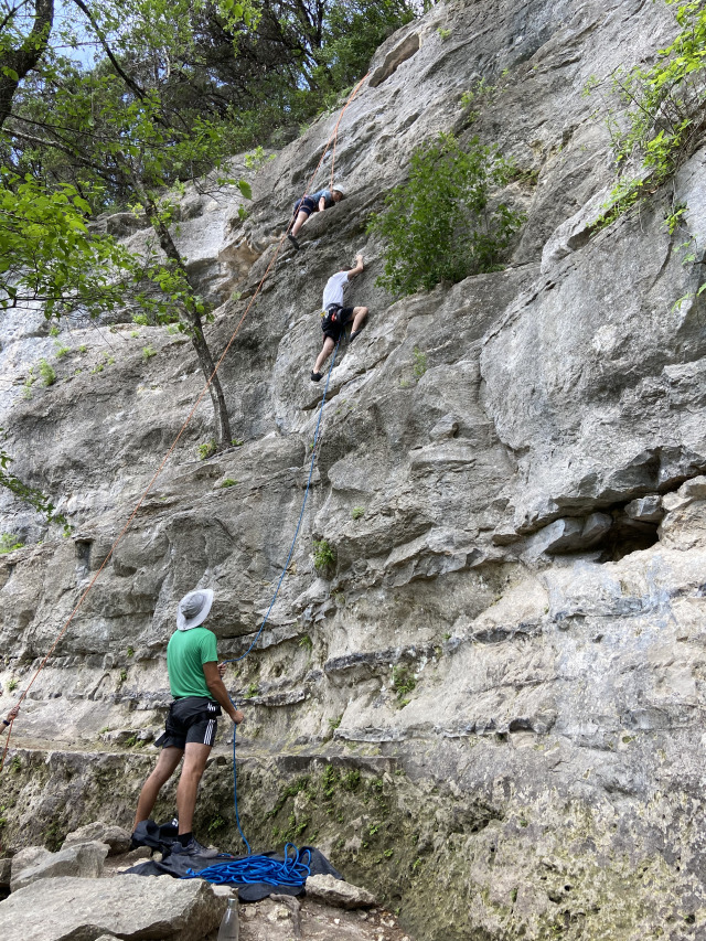 2021-05-09-Rock-Climbing-Gus-Fruh-Greenbelt-23-Travis-Chance.jpg
