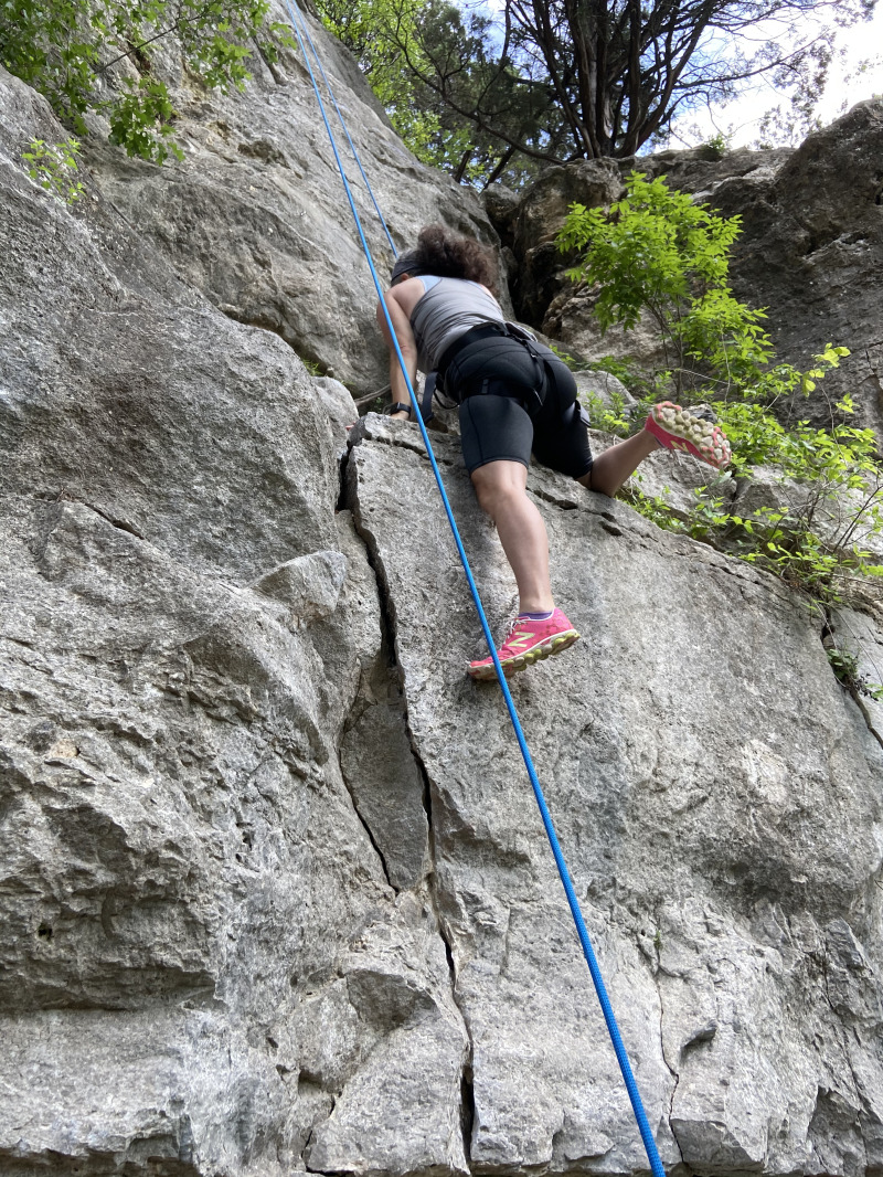 2021-05-09-Rock-Climbing-Gus-Fruh-Greenbelt-13-Suzi.jpg