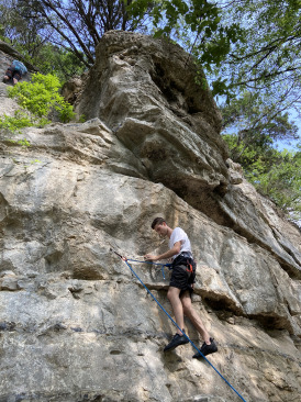 2021-05-09-Rock-Climbing-Gus-Fruh-Greenbelt-05-Chance.jpg
