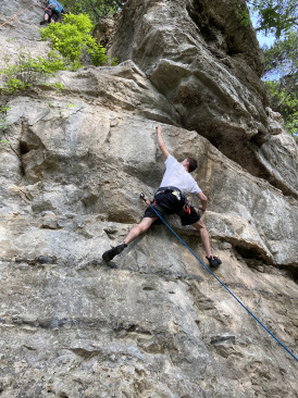2021-05-09-Rock-Climbing-Gus-Fruh-Greenbelt-06-Chance.jpg