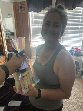 2021-05-25-Suzi-gets-present.jpg